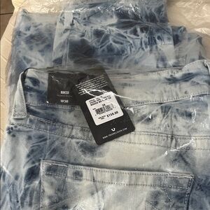 NWT TrueReligion Rocco relaxed skinny jeans hydro blue acid wash w38